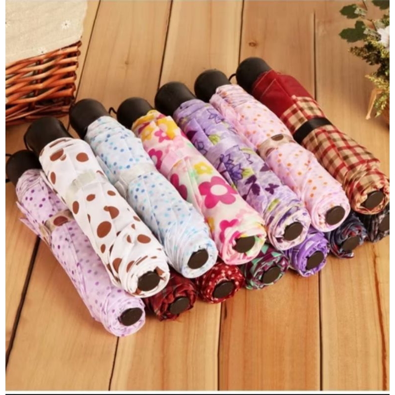 Payung Lipat Motif Bunga / Umbrella Payung Lipat Motif Random / Payung
