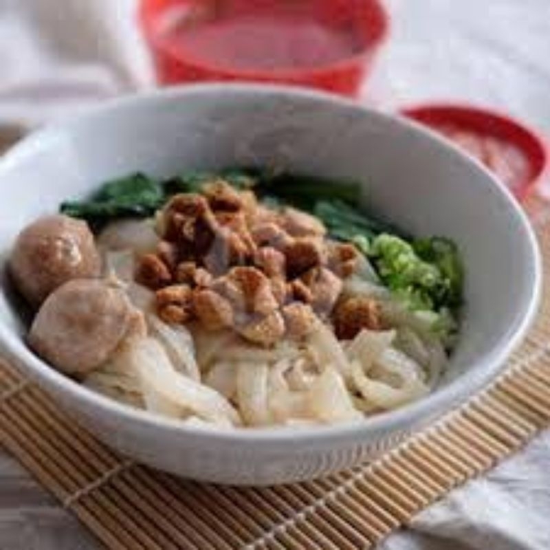 

kwetiau ayam bakso