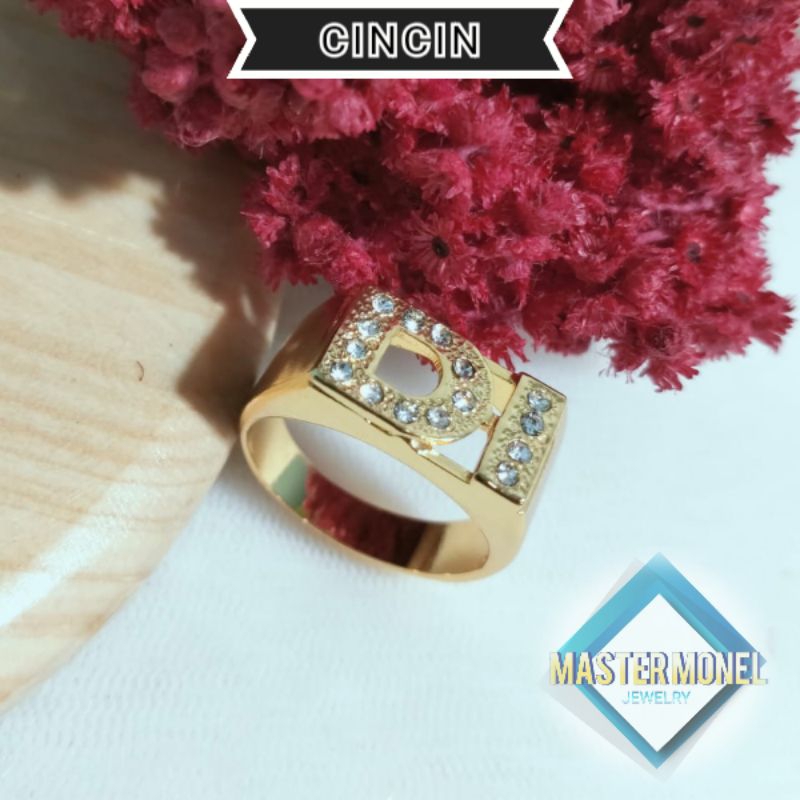 Master Monel - Cincin Huruf Permata Lapis Emas cincin nama titanium cincin wanita