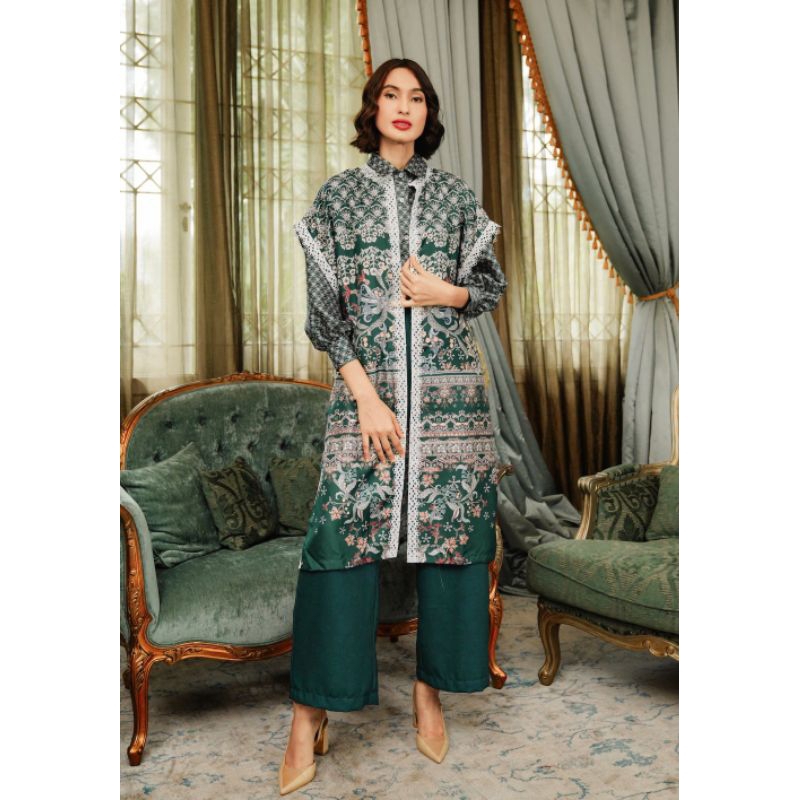 Benang Jarum Serenity Soiree Square Outer New