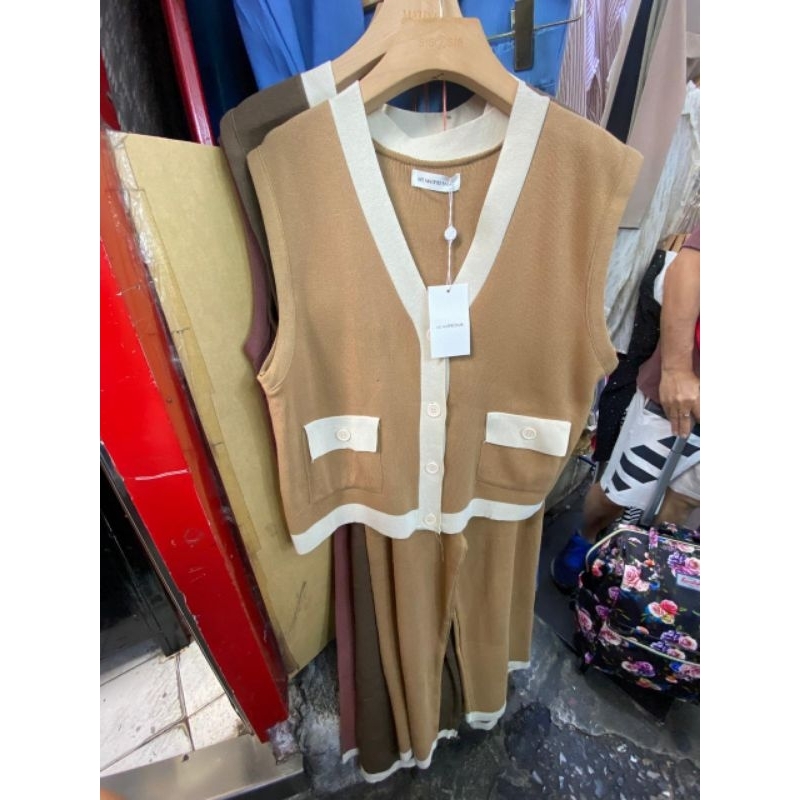 Clara - One set Rajut Topping