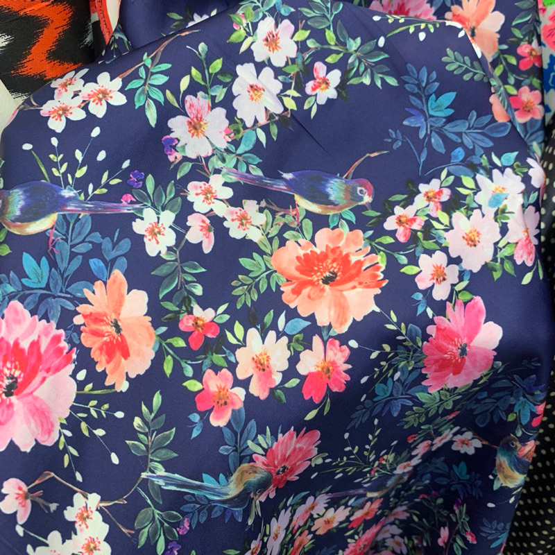 kain satin motif bunga - kain satin silk super - kain satin premium - kain silk satin motif bunga