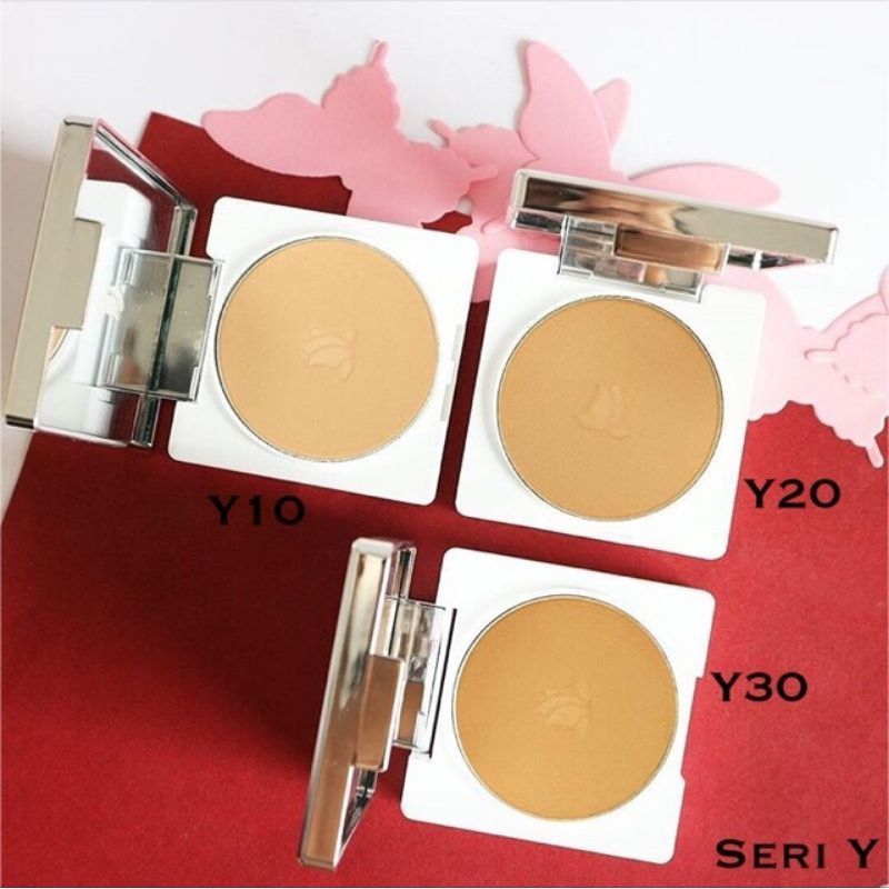 La Tulipe Two Function Cake / La Tulipe Bedak padat