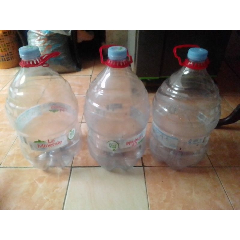 GALON KOSONG LE MINERALE 15 LITER BEKAS