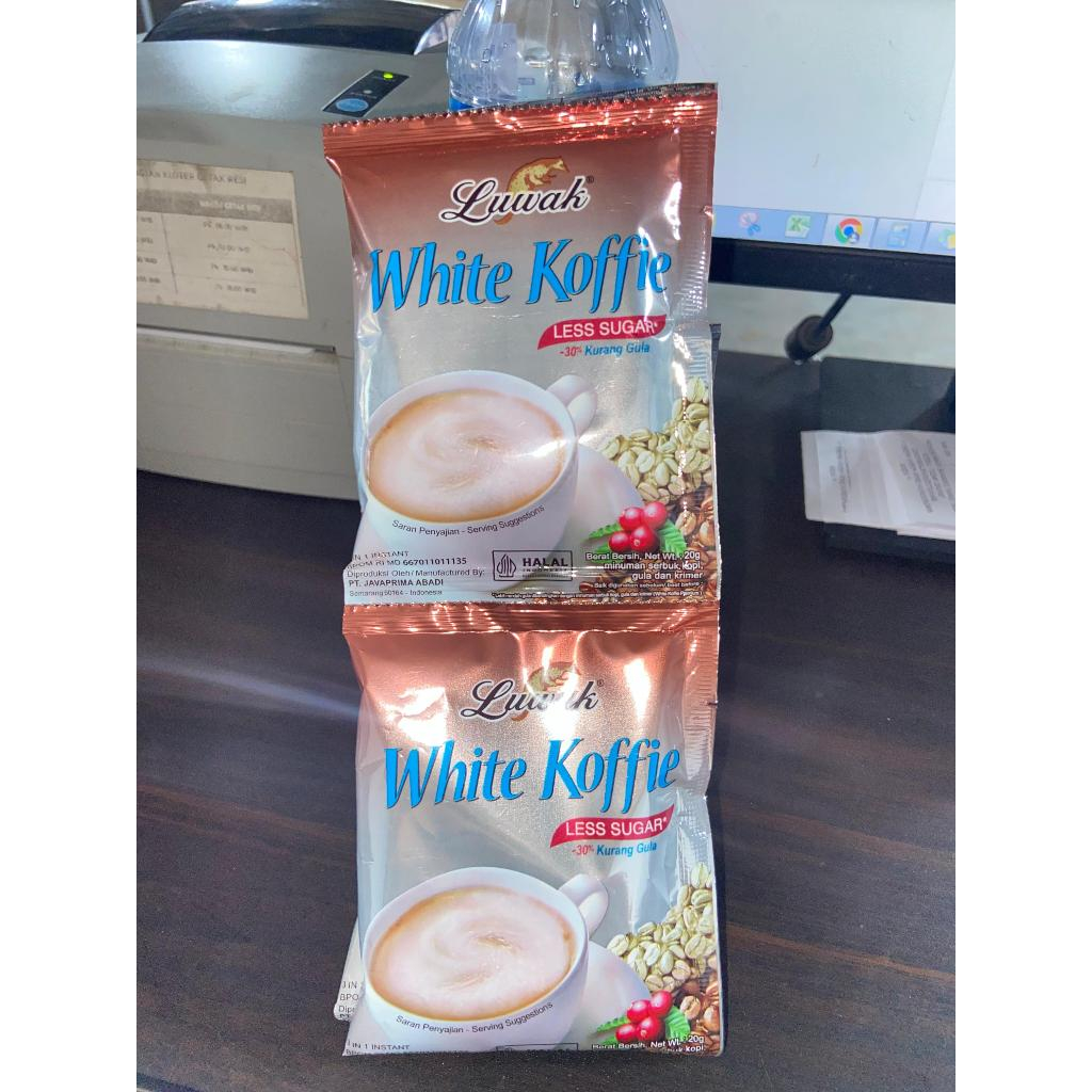 

Luwak White Koffie Less Sugar (-30% kurang gula) 20g I 1 renteng 10 sachet