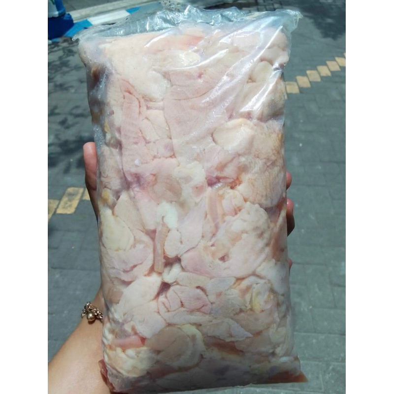 

Kulit Ayam 1KG Frozen | Chicken skin | Kulit Frozen 500gr