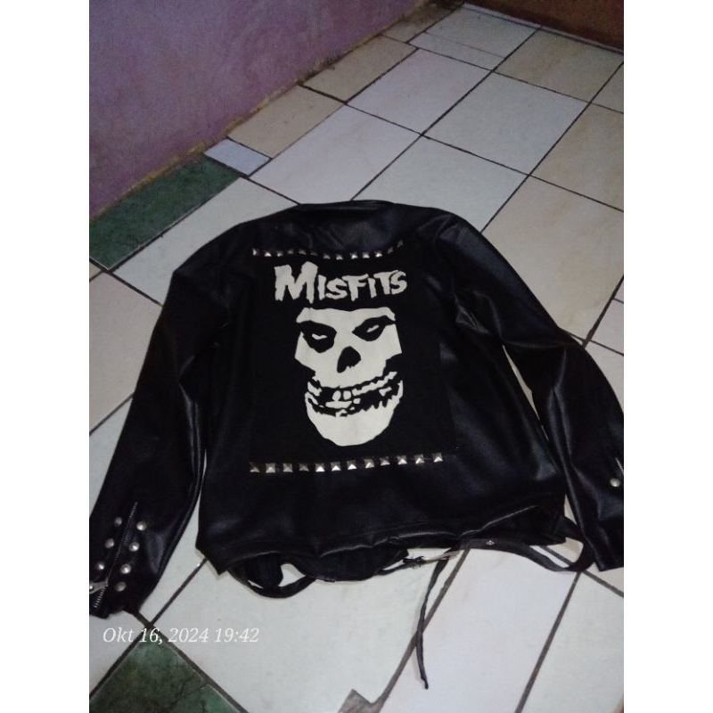 jacket misfits