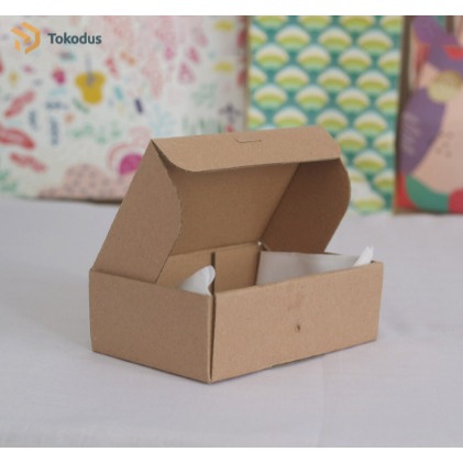 

KARDUS BOX KARTON PIZZA 15 x 10 x 5 CM CORRUGATED EFLUTE BOX GIFT | TOKODUS BUAHBATU
