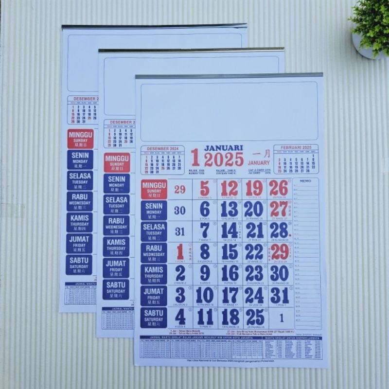 

kalender kerja MJ tahun 2025 ukuran 32x48 cm 12 lembar x 1bulanan(terima castume cetak merek)