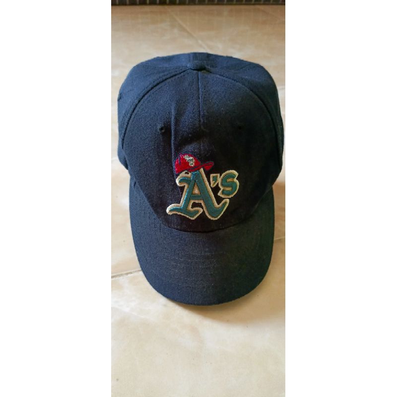 Topi MLB second As