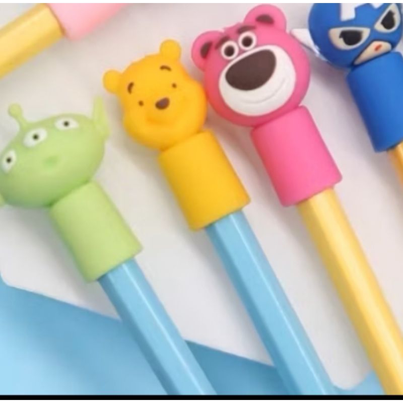 

cover pensil Winnie the pooh