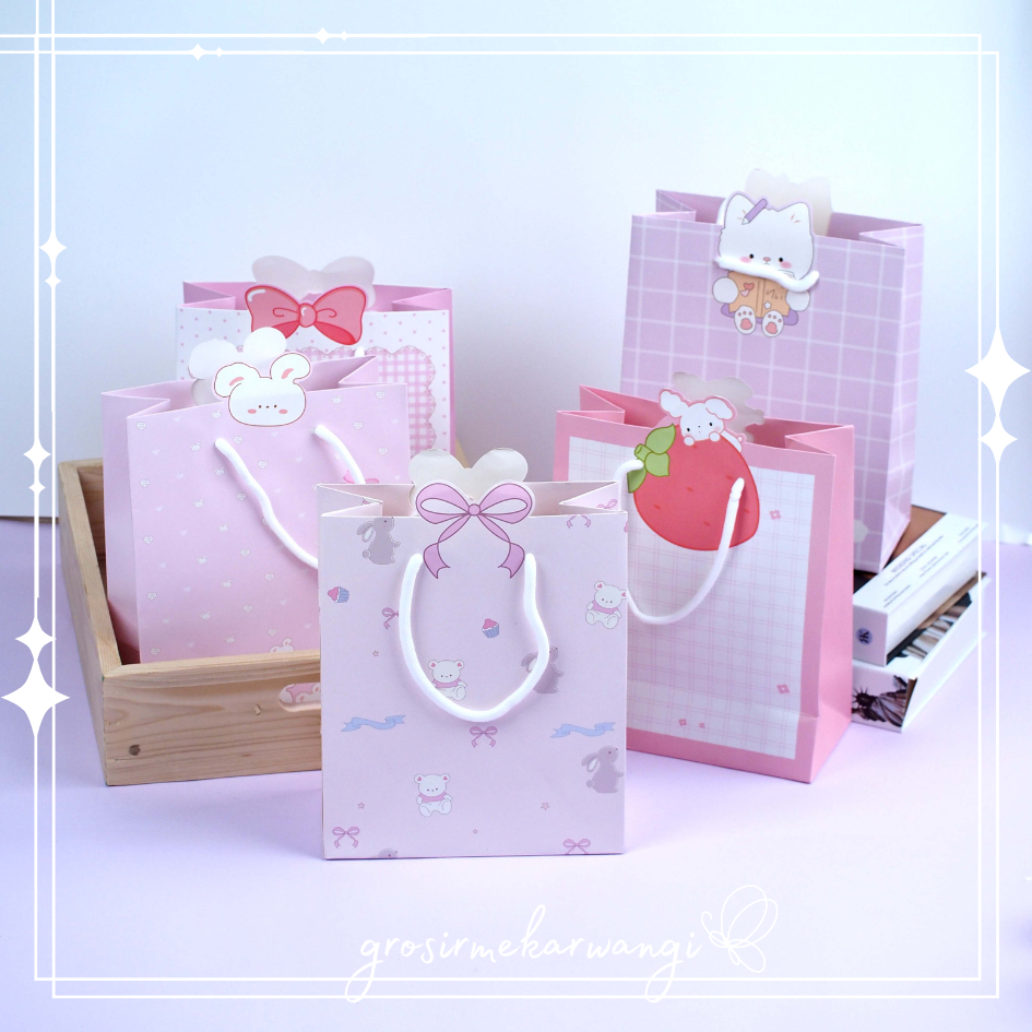 

Paper Bag Medium Warna Soft Simple Motif Lucu Rabbit Ribbon Campur Tas Souvenir Besar Lebar Bingkisan Hadiah Kantong Tenteng Goodie Bag