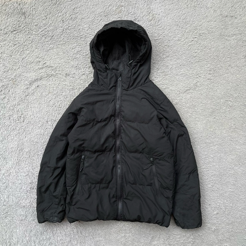 GU PUFFER SEAMLESS JACKET