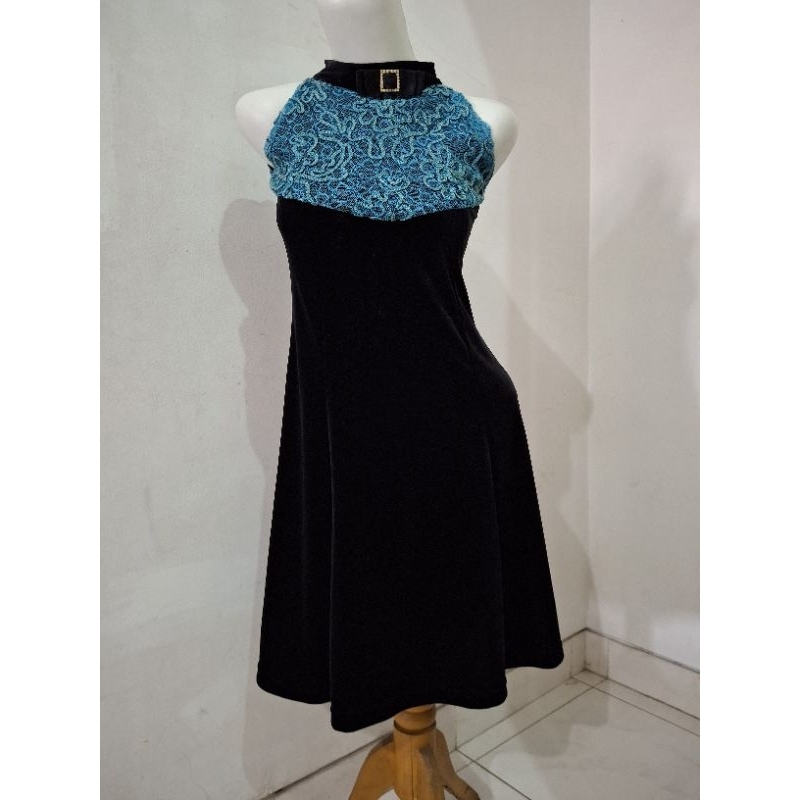 Dress pesta formal velvet