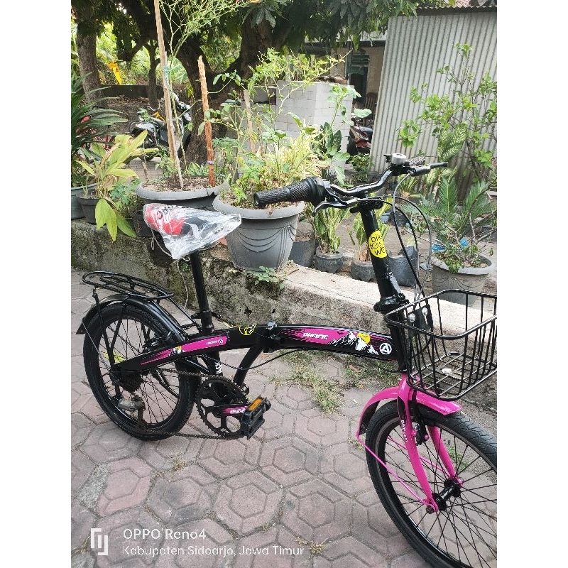 sepeda lipat ukuran 20 bekas cat ulang kinclong