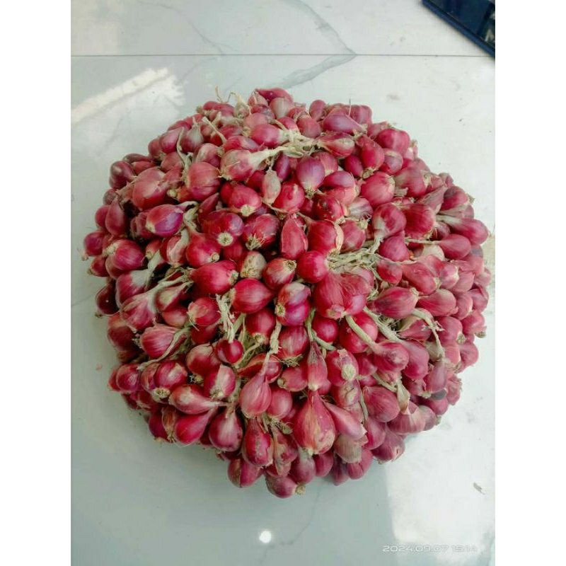 

Bawang merah Brebes asli bawang merah 1kg super
