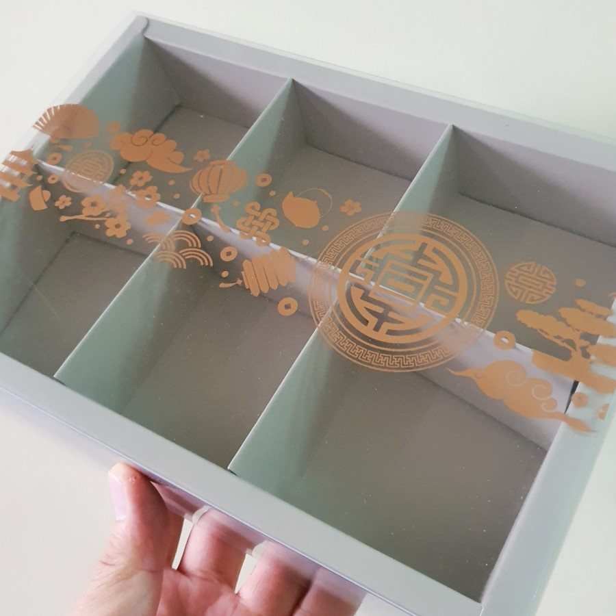

5 pcs box mika imlek kemasan eggtart sekat isi 6 ukuran 7x7x4cm warna ab abu cny