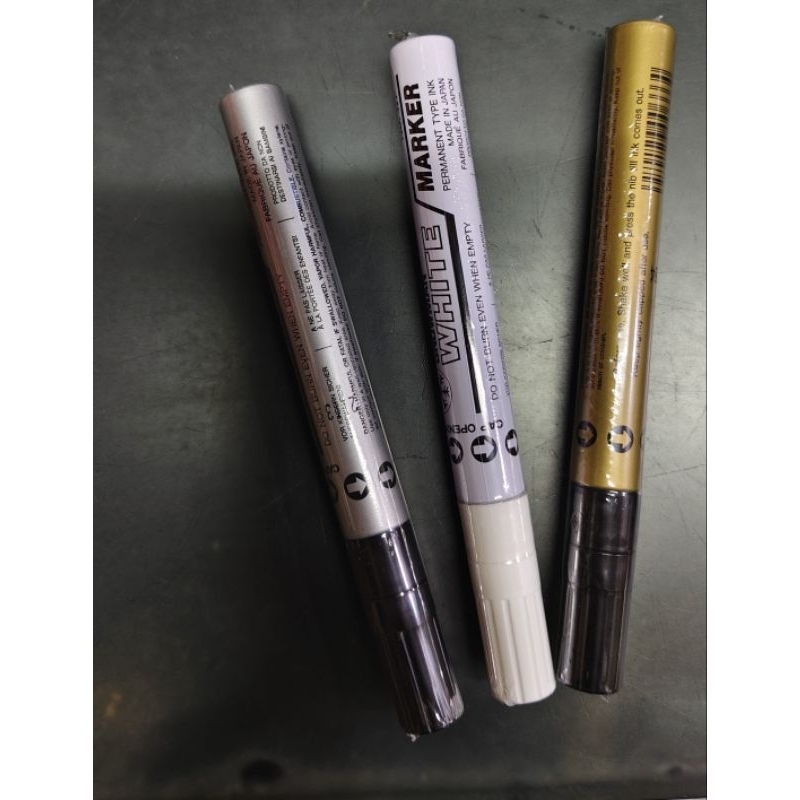

(1 pcs ) spidol paint marker