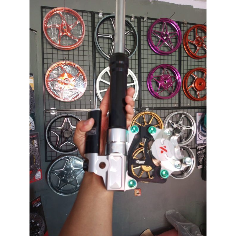 Braket vario/beat/scopy kaliper 2P ktc/brembo
