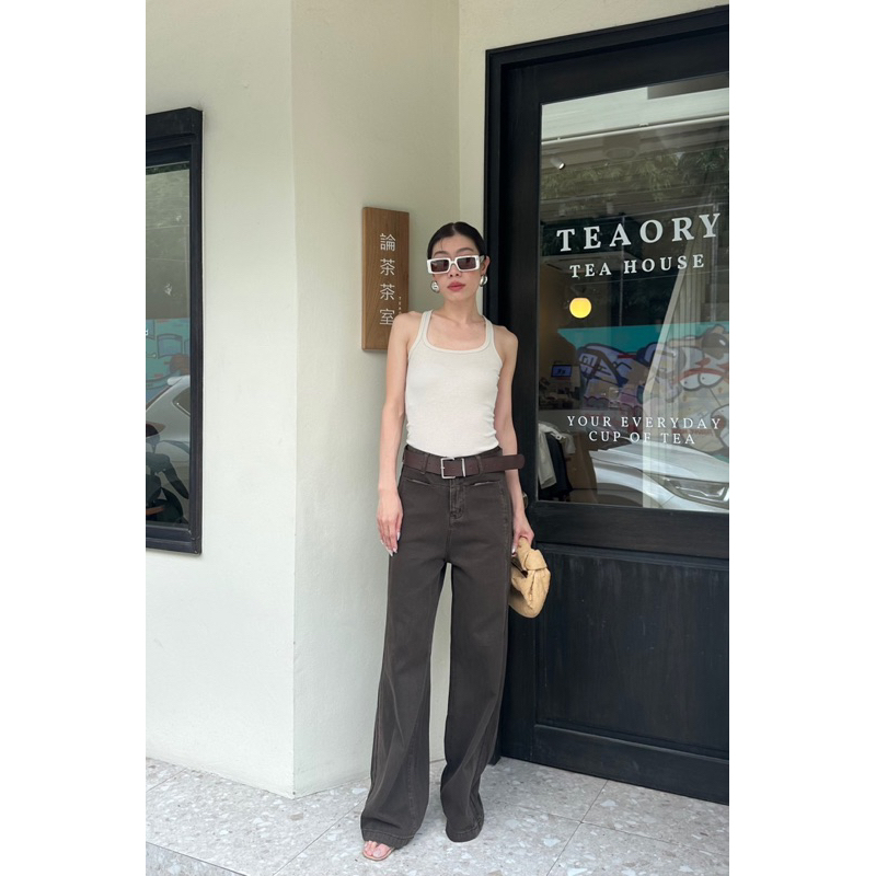 baggy jeans / jeans / long pants / pants