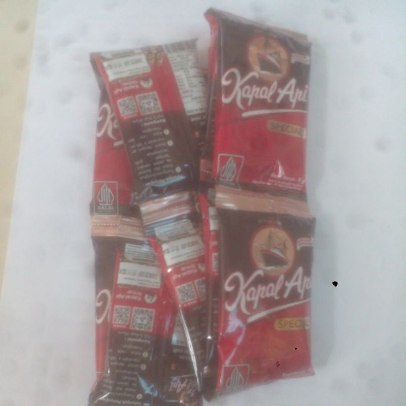 

Kopi kapal api special mini unyil kopi kapal api spesial pas secangkir