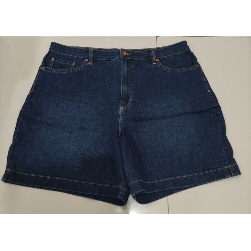 Celana Pendek Denim size Jumbo, Brand Gloria Vanderbilt