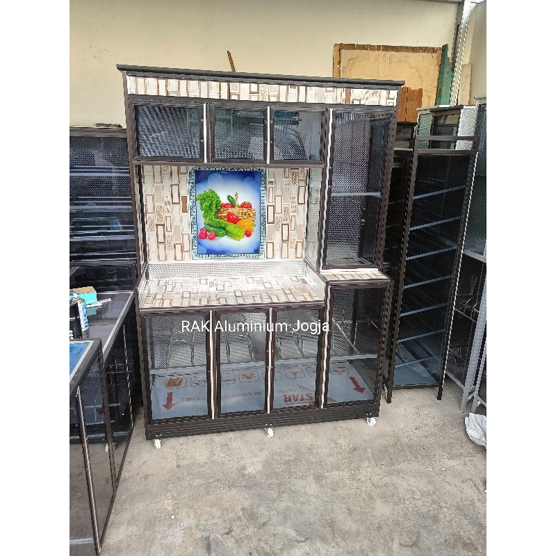 Rak piring aluminium jumbo 4 pintu rangka hitam ada roda Redy Bisa Untuk Tempat Kompor