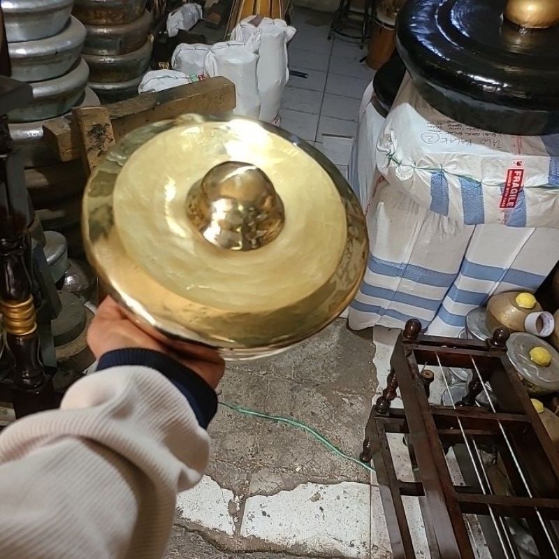 bonang kenong bahan kuningan