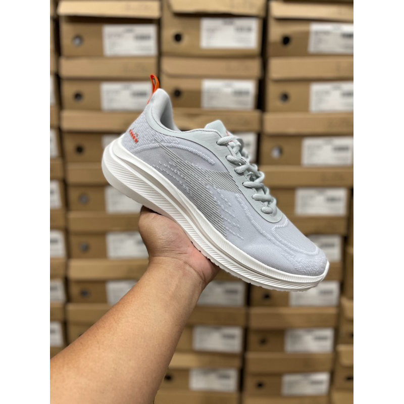 SEPATU RUNNING PRIA DIADORA KREDIBEL GREY DIARU240204G ORIGINAL BNIB SHOES SIZE 44 EX DISPLAY