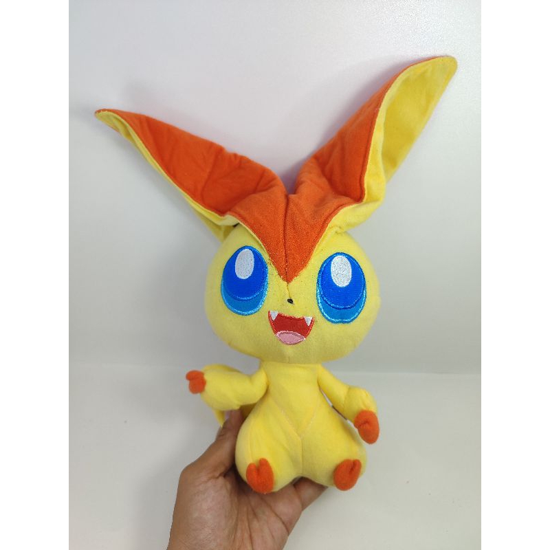 boneka victini pokemon original cut brand