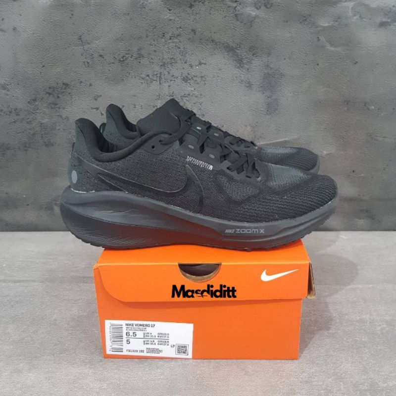 Nike Air Zoom Vomero 17 Black