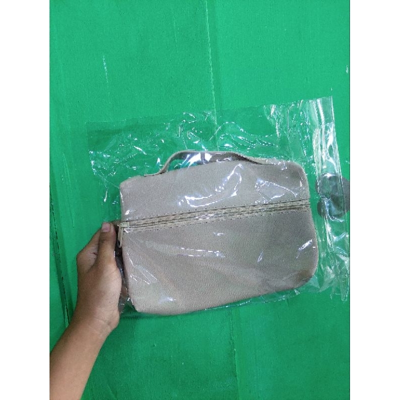 POUCH TRAVEL MAKE UP MUKENA TAS MULTIFUNGSI