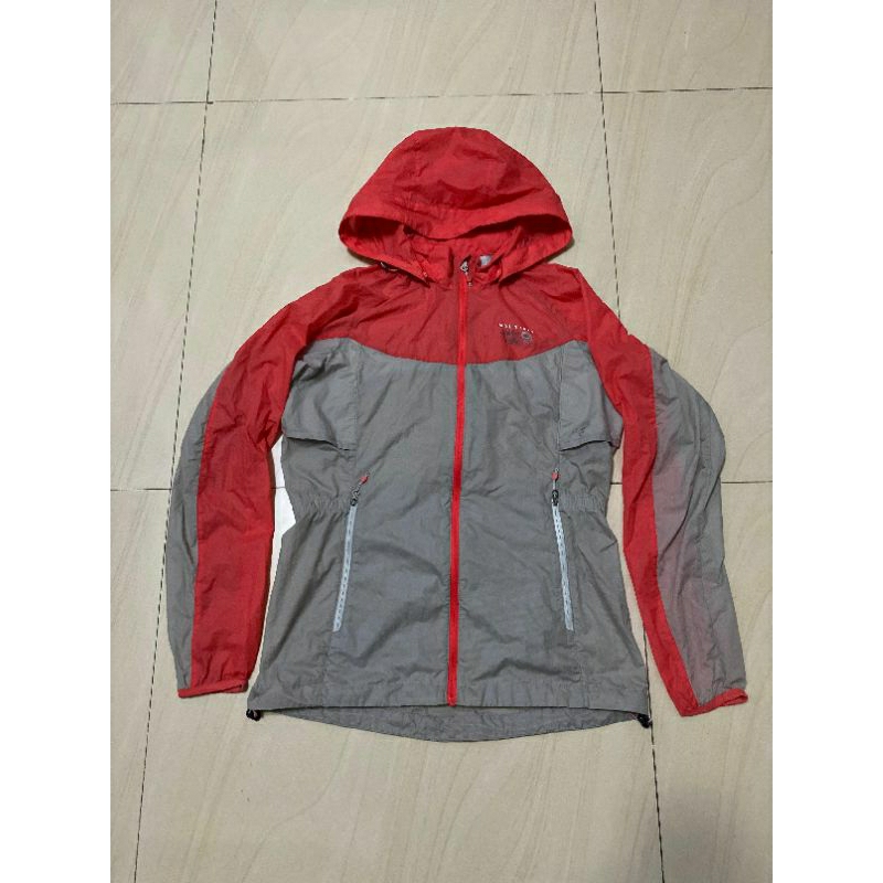 Jaket Running MOUNTAIN HARDWEAR Likenew