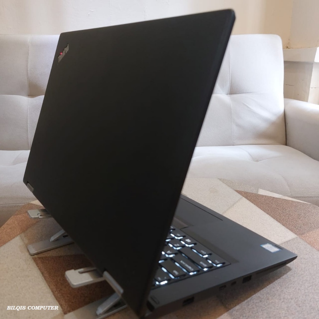 Lenovo ThinkPad Yoga X380 adalah laptop convertible 2-in-1 RAM 8 GB SSD 256 Second Berkualitas Mulus