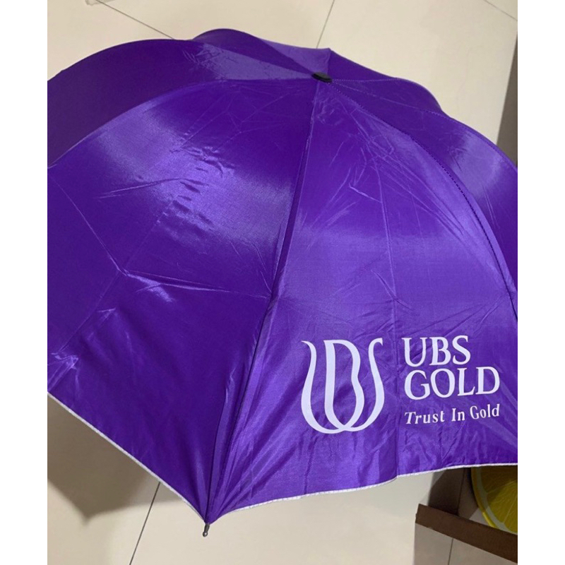 Payung UBS gold