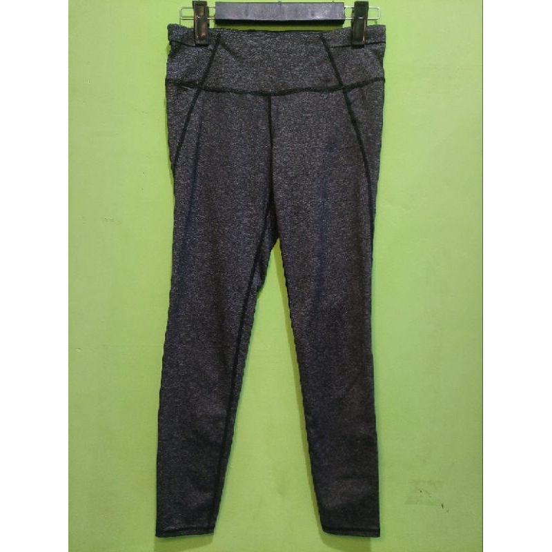 Celana Legging gym running GAP preloved