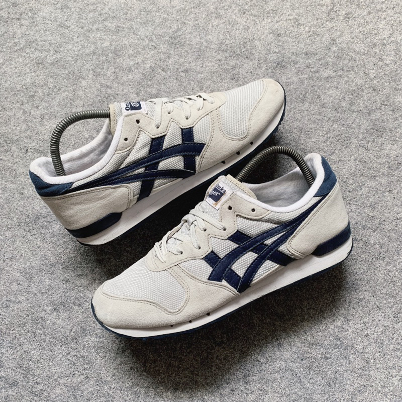 ONITSUKA TIGER ALVARADO (size 42.5/27cm)