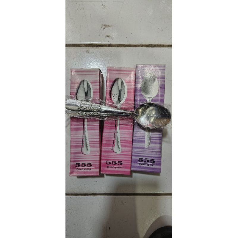 Sendok Makan Stainless Steel 12 Pcs Model TB-555ISI dengan Panjang 18cm dan Lebar 4cm - Kitchenware,
