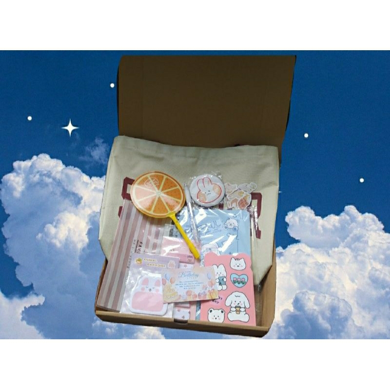 

Kado Cewek/ Hampers Cewek Lucu