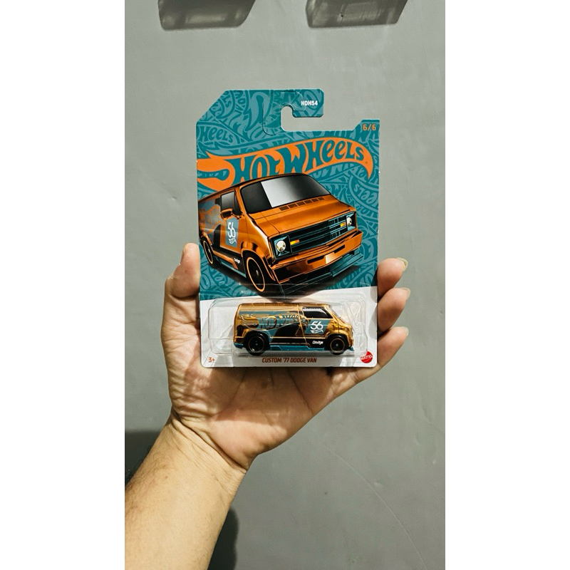 hot wheels CUSTOM 77 DODGE VAN