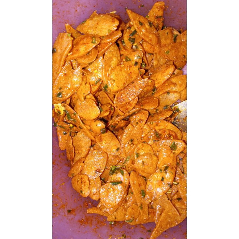 

sosreng {sosis goreng} pedas manis gurih daun jeruk 35gram