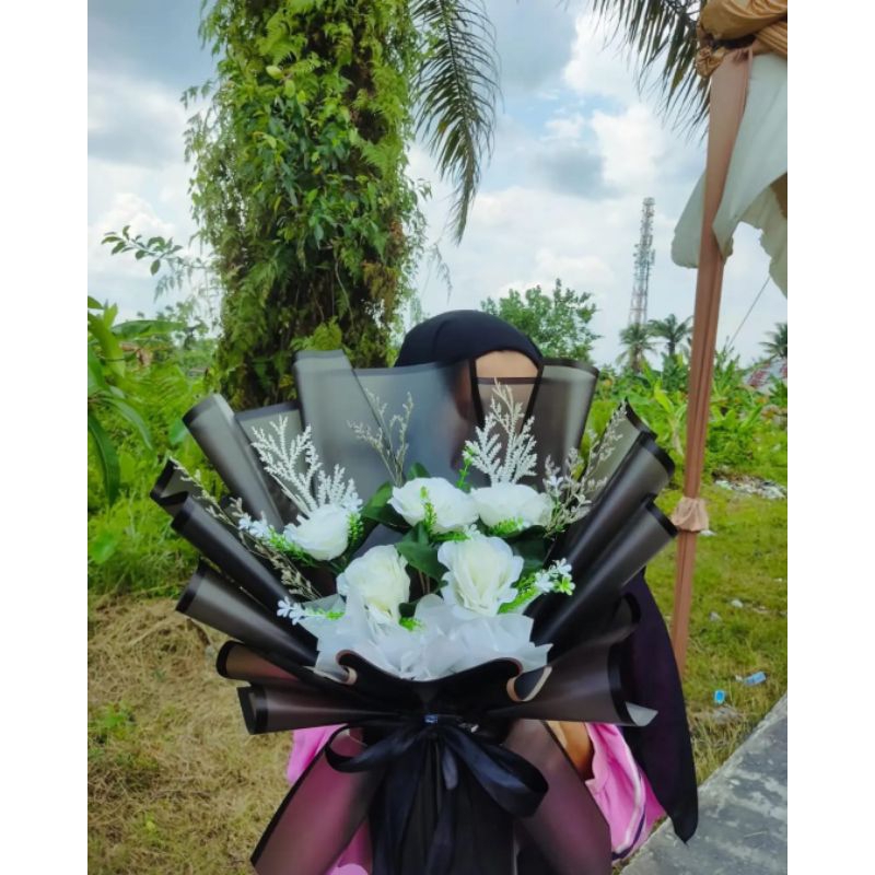 Buket Bunga Artificial Bucket Bunga Besar Untuk Wisuda Sempro Ulang Tahun