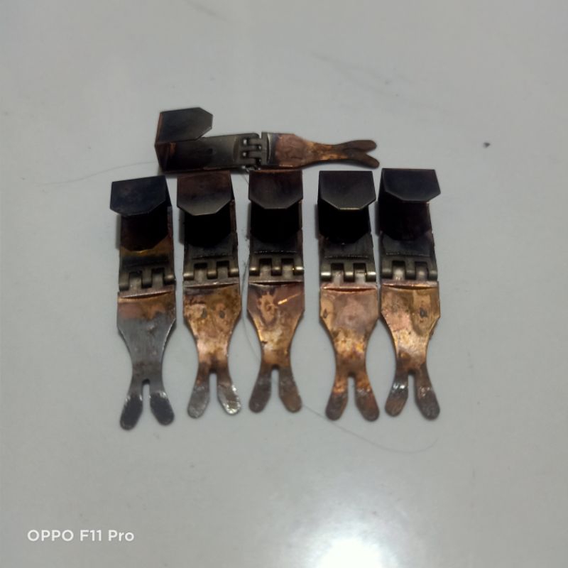 Pengganti Engsel Korek Api Zippo