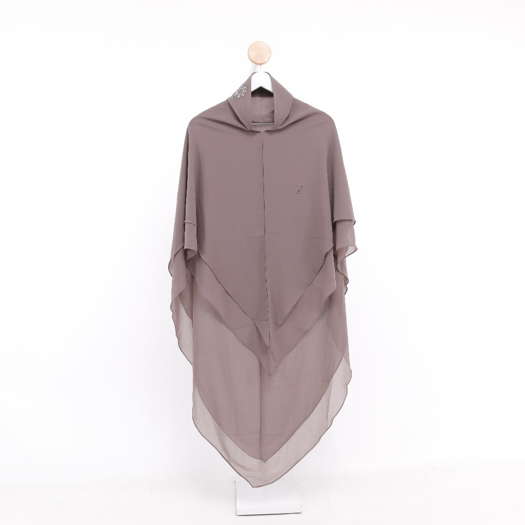 Syahrini Scarves - Khimar Naomi Signature Cystal Premium