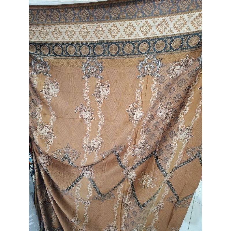 KAIN/BAHAN SATIN MAXMARA LUXURY HARGA PER 0.5 MTR [STENGAH MTR]