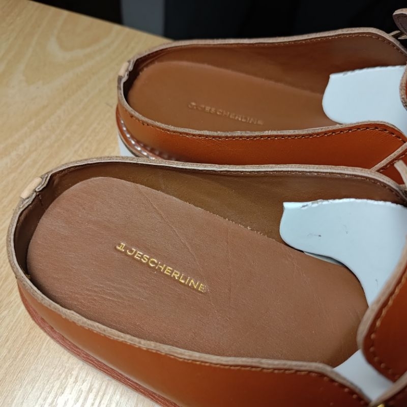 sandal Jescher line by Txture unisex