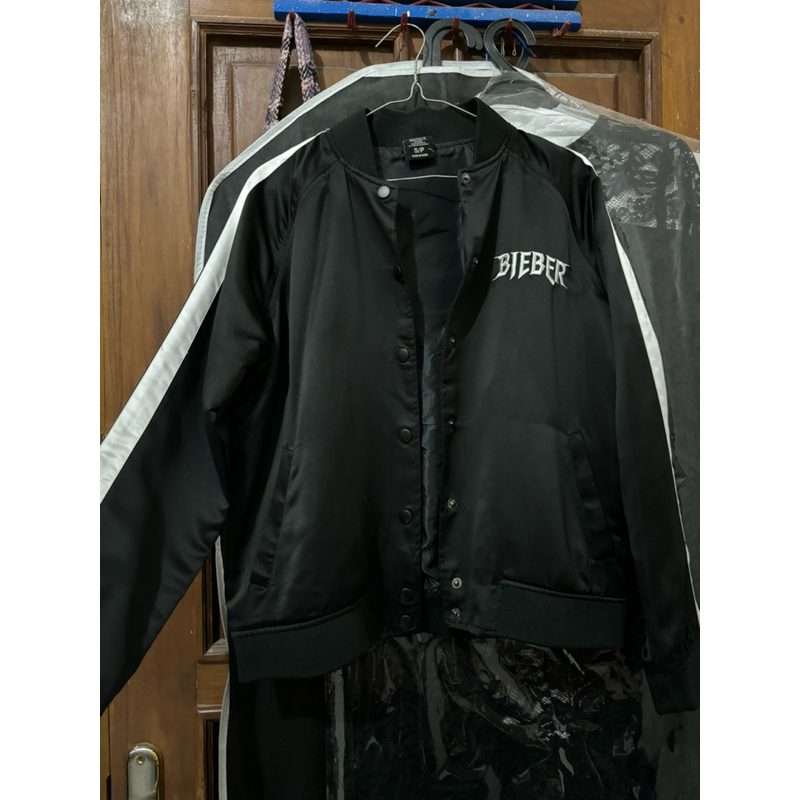 Preloved Justin Bieber Purpose Tour Bomber Jacket Forever 21 Official Merchandise