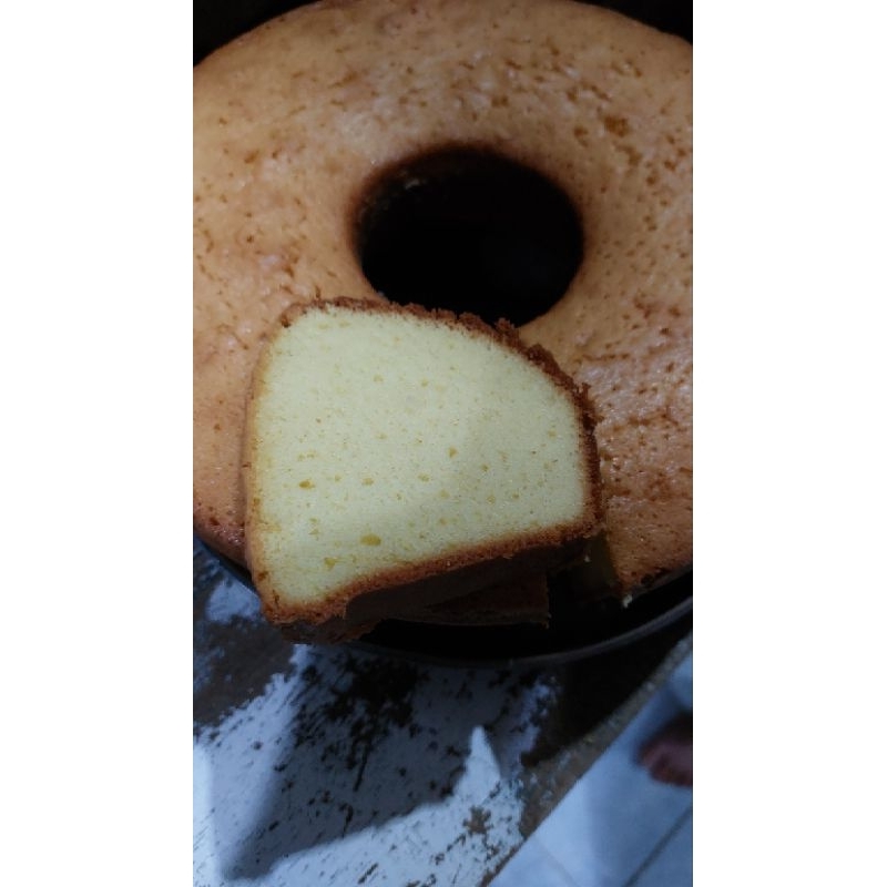 

kue bolu khas pontianak size diameter 24cm...