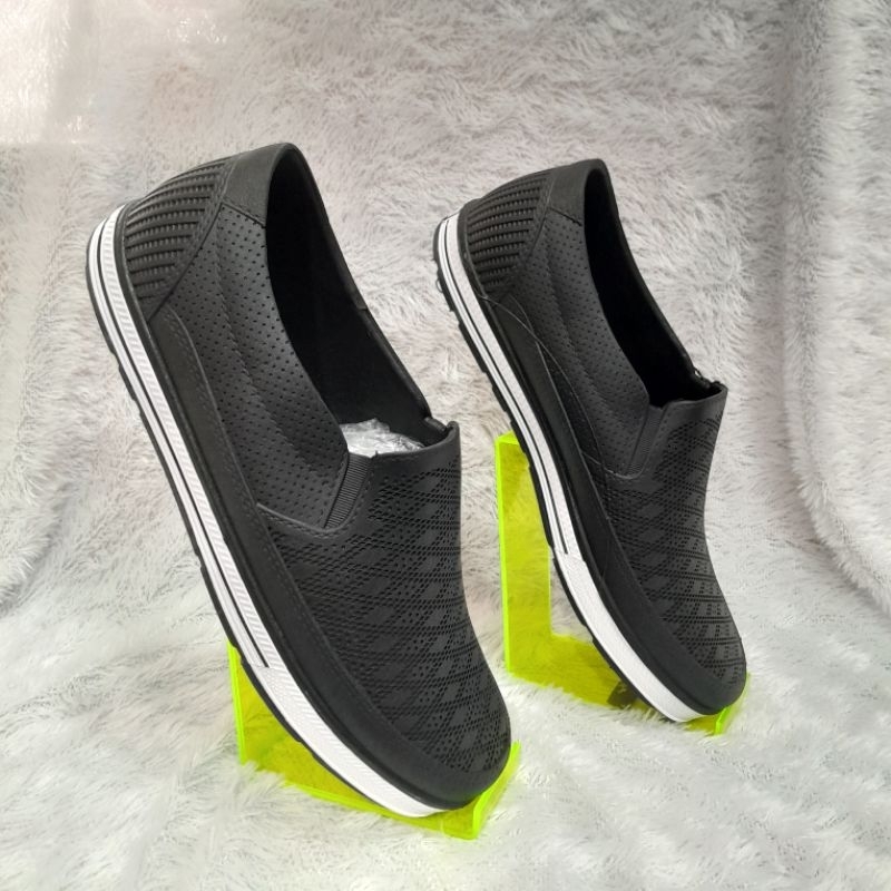 SEPATU KARET PANTOFEL PRIA MEREK SANKYO 1164