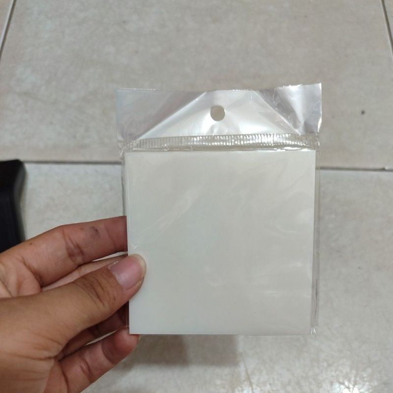 

Memo stick transparan sedang